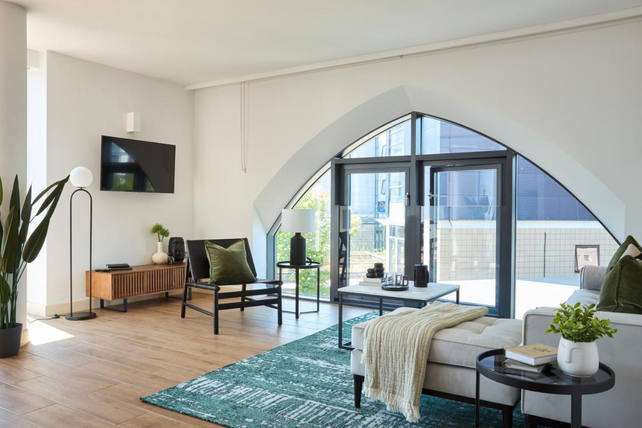 Kew Bridge By Viridian Apartments Exterior photo