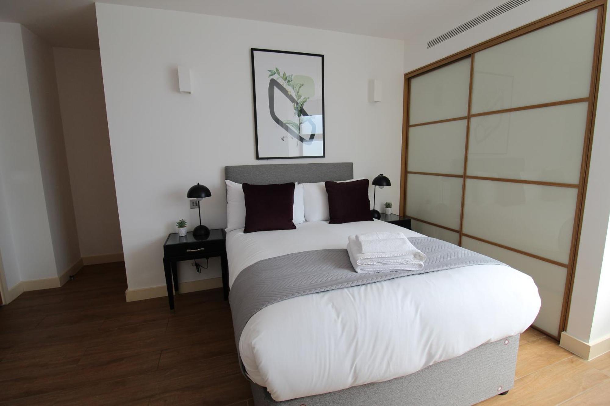 Kew Bridge By Viridian Apartments Exterior photo