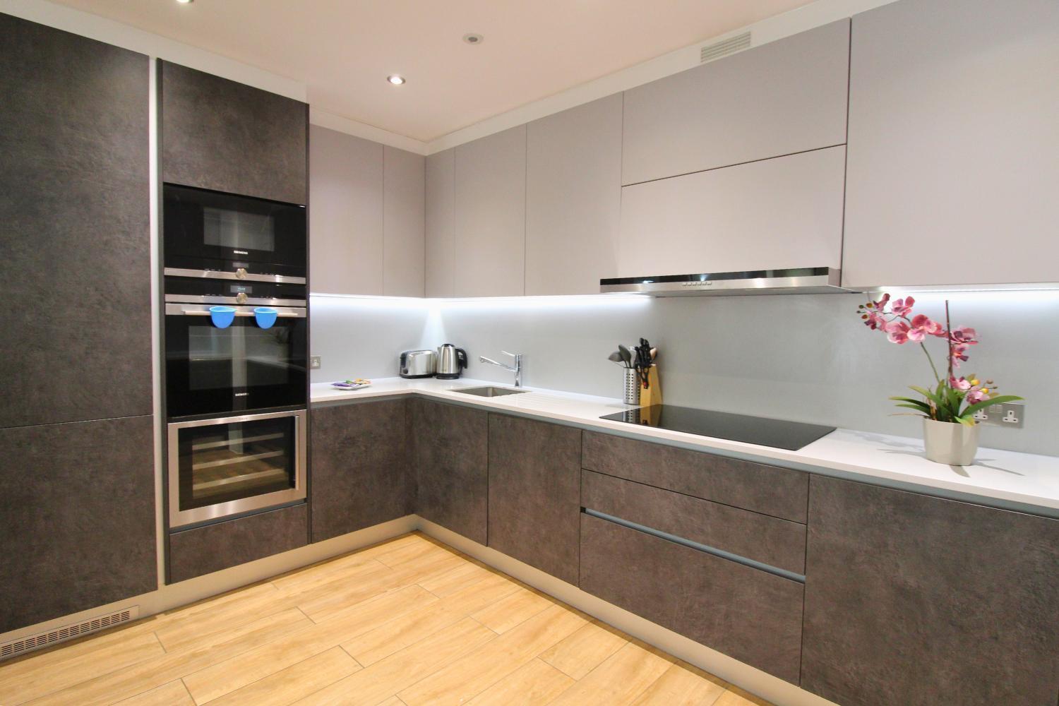 Kew Bridge By Viridian Apartments Exterior photo