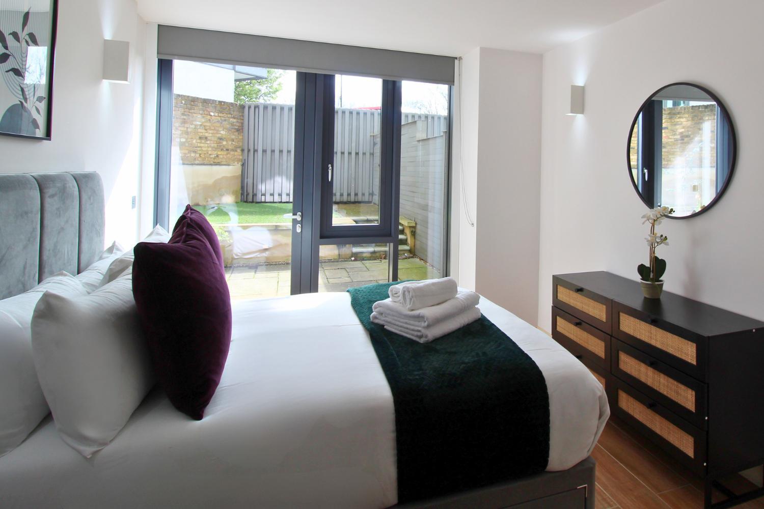 Kew Bridge By Viridian Apartments Exterior photo